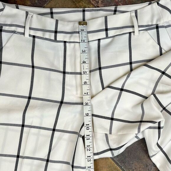 Lane Bryant Wide Leg Cuffed Cropped Plaid Pants 14 - Picture 5 of 11